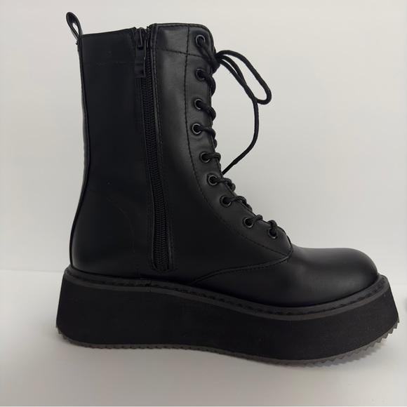 New! Black Platform Boots - Picture 7 of 7